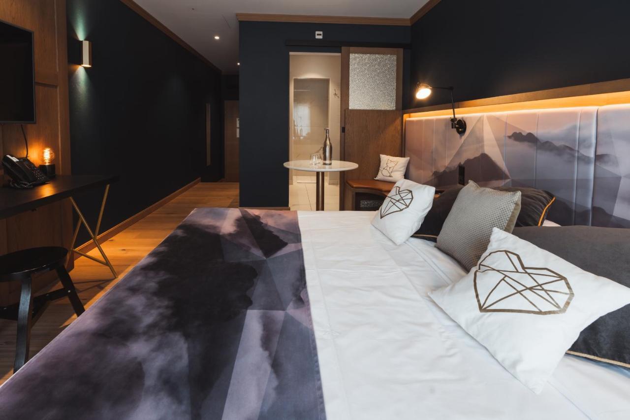גרינדלוולד Boutique Hotel Glacier מראה חיצוני תמונה